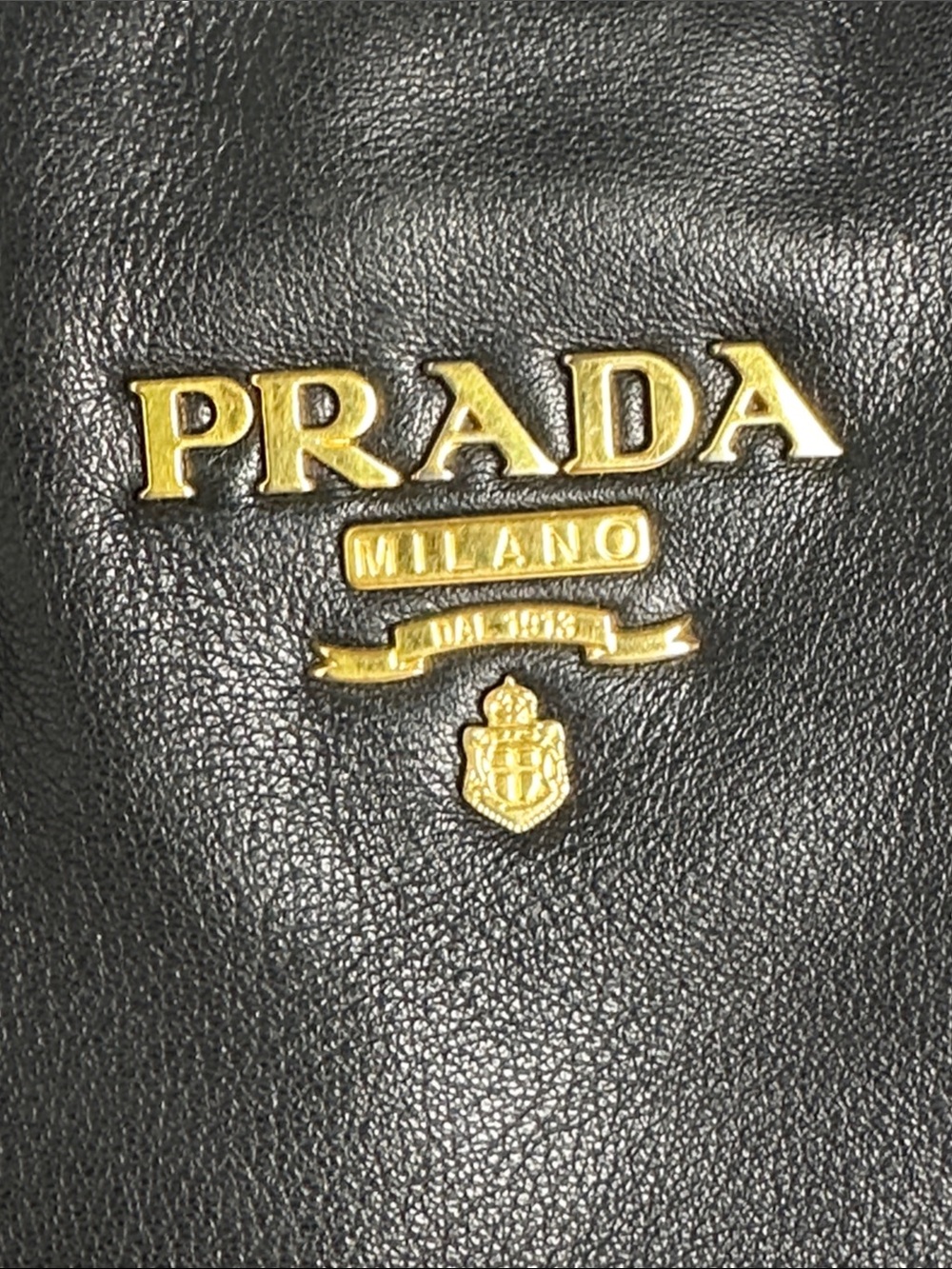💯Authentic Prada Vitello Leather Convertible Tote Bag Black Gold Hardware🍀 - Picture 3 of 12